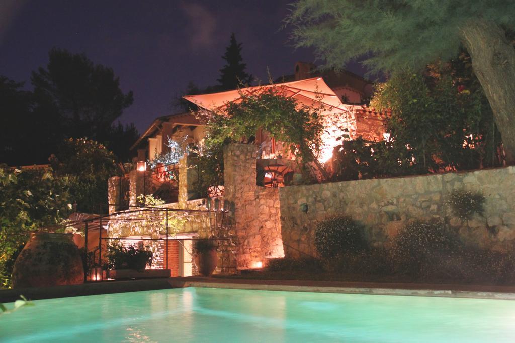 Bed and Breakfast Les Rosees Mougins Exterior foto