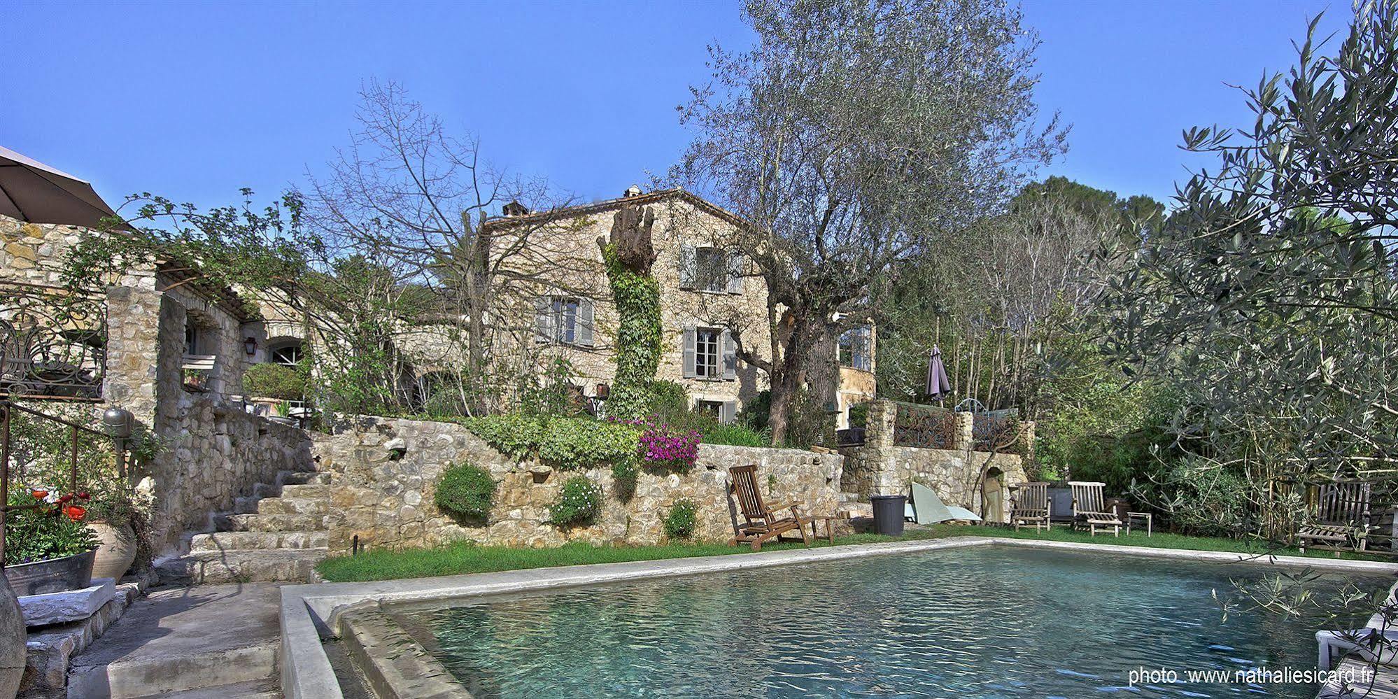 Bed and Breakfast Les Rosees Mougins Exterior foto