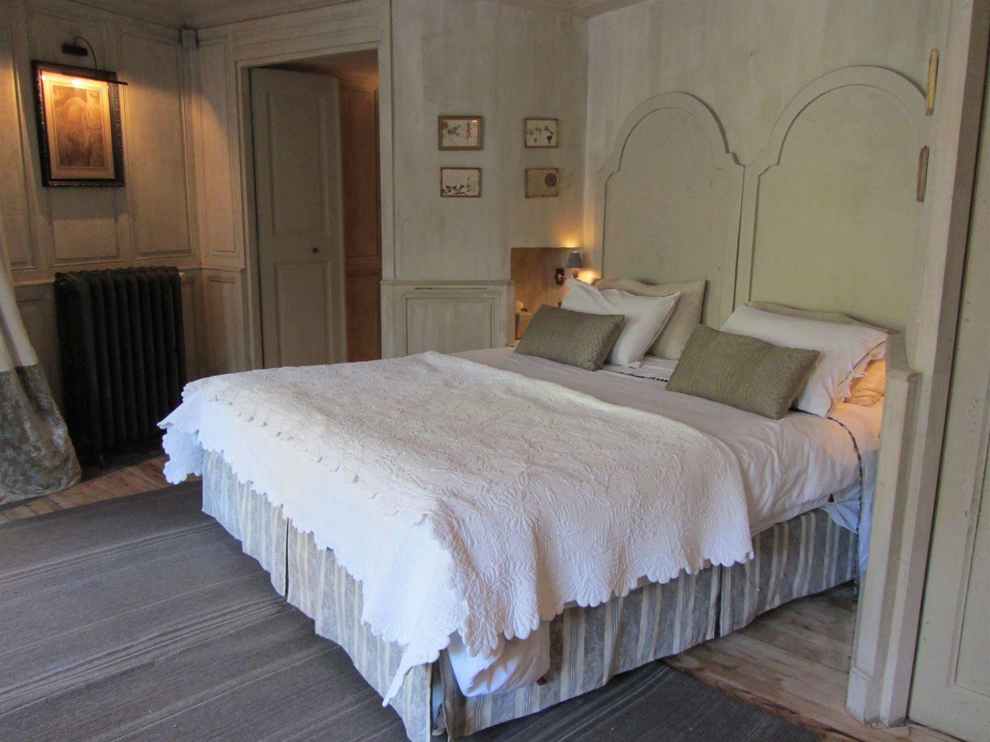 Bed and Breakfast Les Rosees Mougins Exterior foto